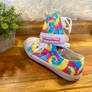 Tommy Bahama Size 3 Children’s Tie Dye Shoes